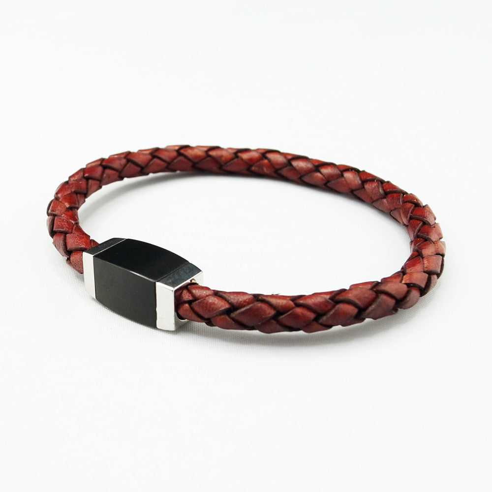 Italian Leather Bracelet with Silver and Black Agate and Silver Clasp